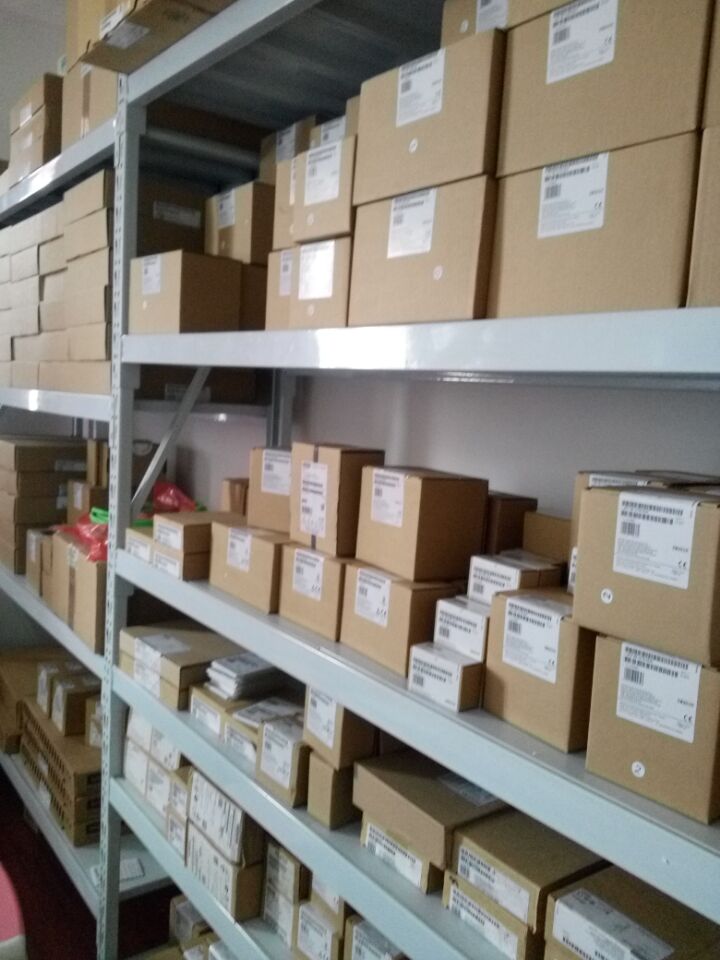 西門子6ES7223-1BL32-0XB0 6ES7223-1QH32-0XB